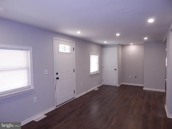 $2,000 | 114 MacArthur Avenue, Franklinville, NJ 08322