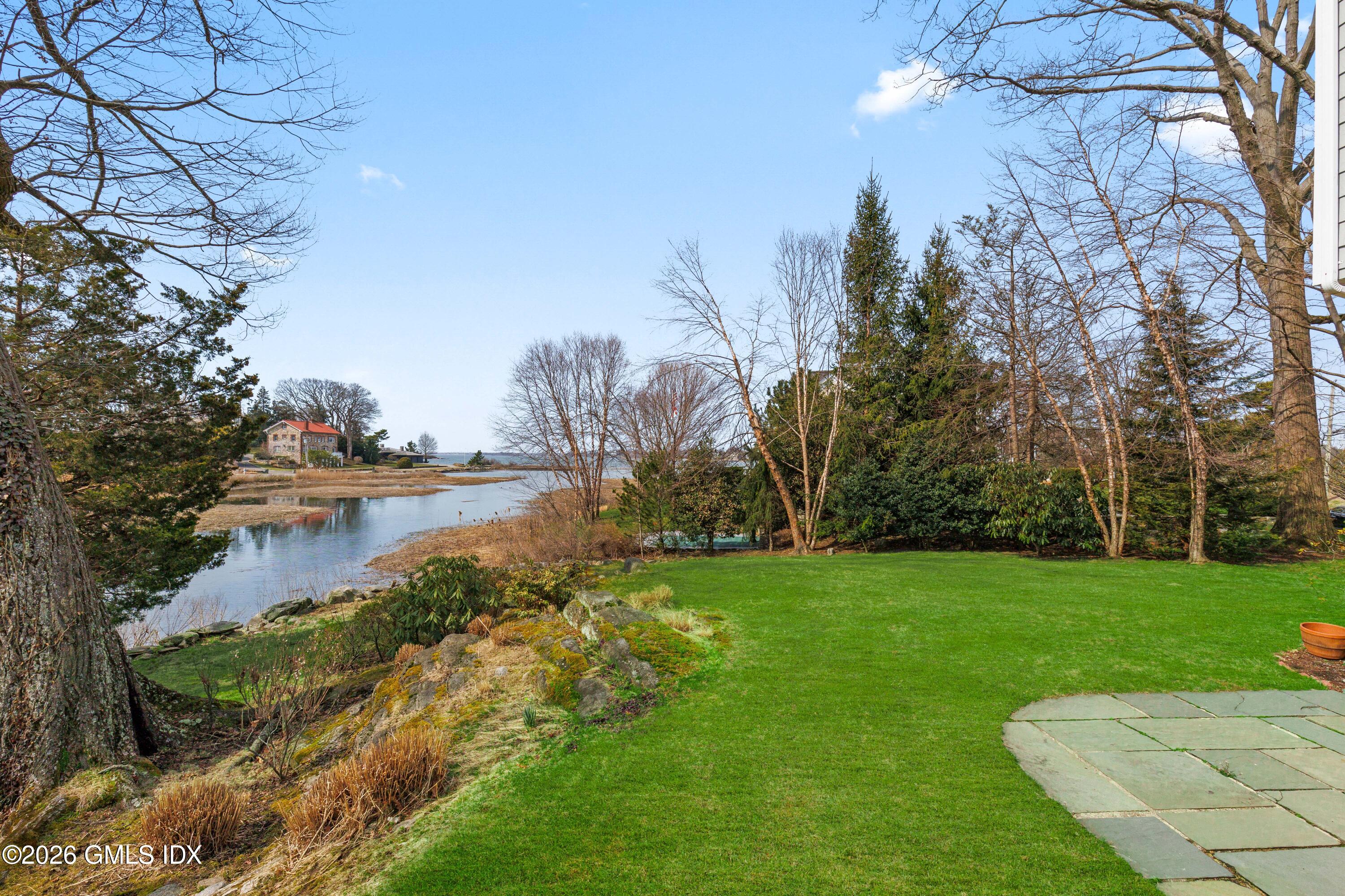 8 Indian Point Lane Riverside, CT 06878 - Photo 2 of 8 waterfront