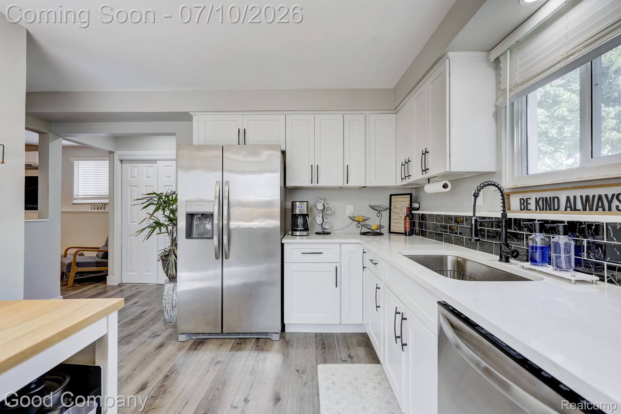 2954 Harvard Road Berkley, MI 48072 - Photo 12 of 43 2954 Harvard Rd.-13.jpg