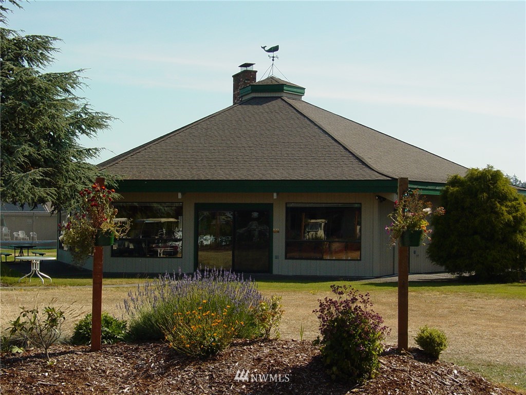 8089 Comox Road Blaine, WA 98230 - Photo 15 of 34 Gallery Image 15