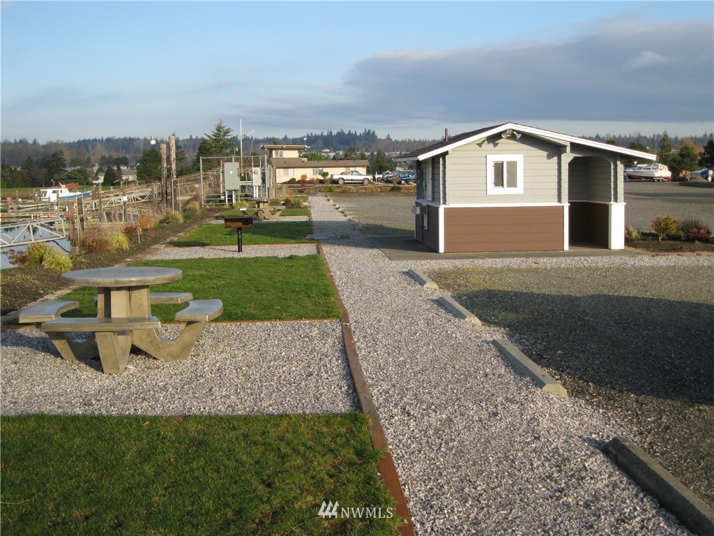 8089 Comox Road Blaine, WA 98230 - Photo 28 of 34 Gallery Image 28