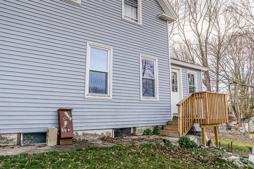 26 Summit Avenue Athol, MA 01331 - Photo 30 of 30 a front view of a house with garden