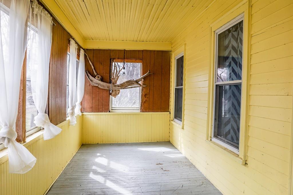 26 Summit Avenue Athol, MA 01331 - Photo 7 of 30 a view of an entryway door