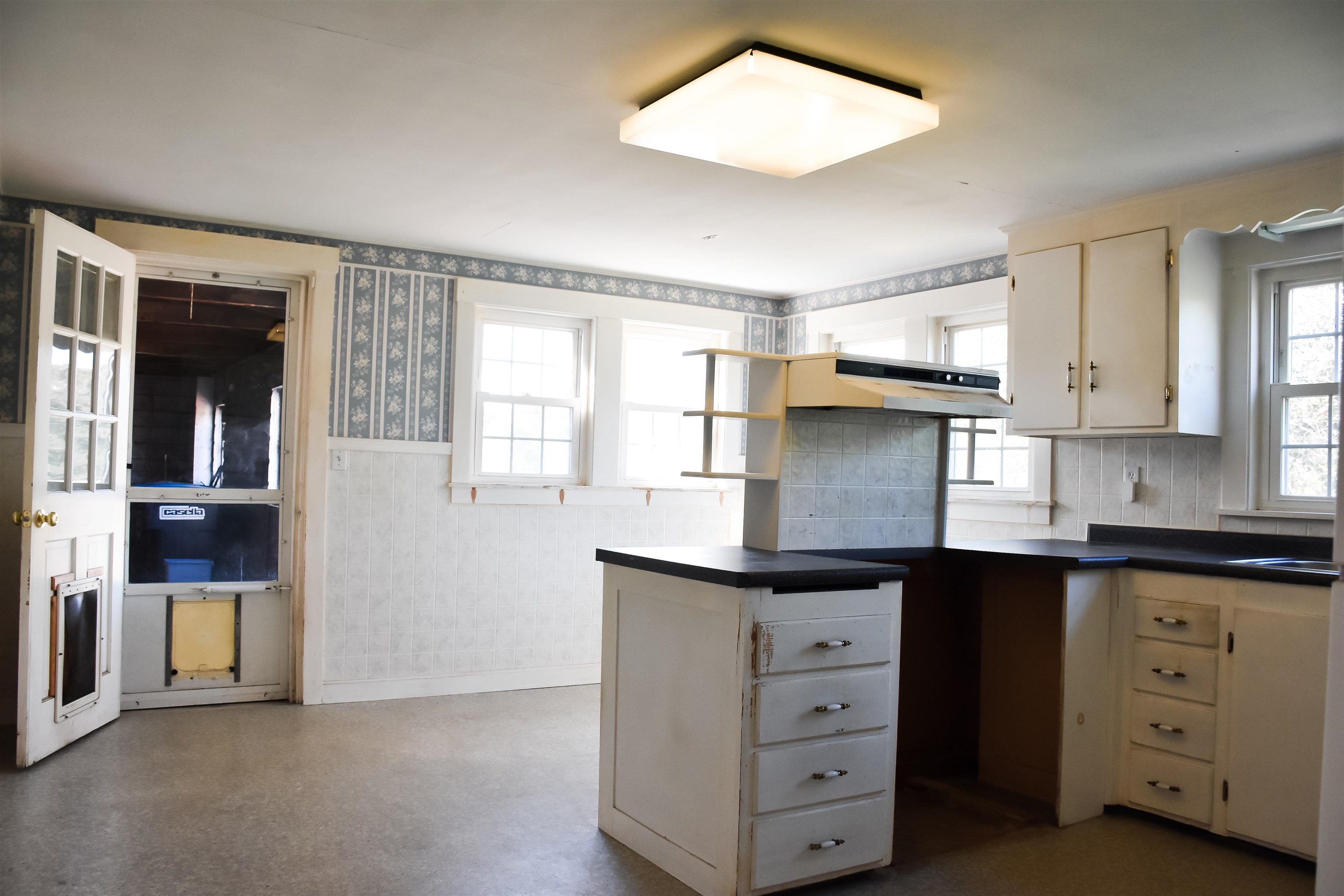 194 River Road Allenstown, NH 03275 - Photo 7 of 35 Gallery Image 7