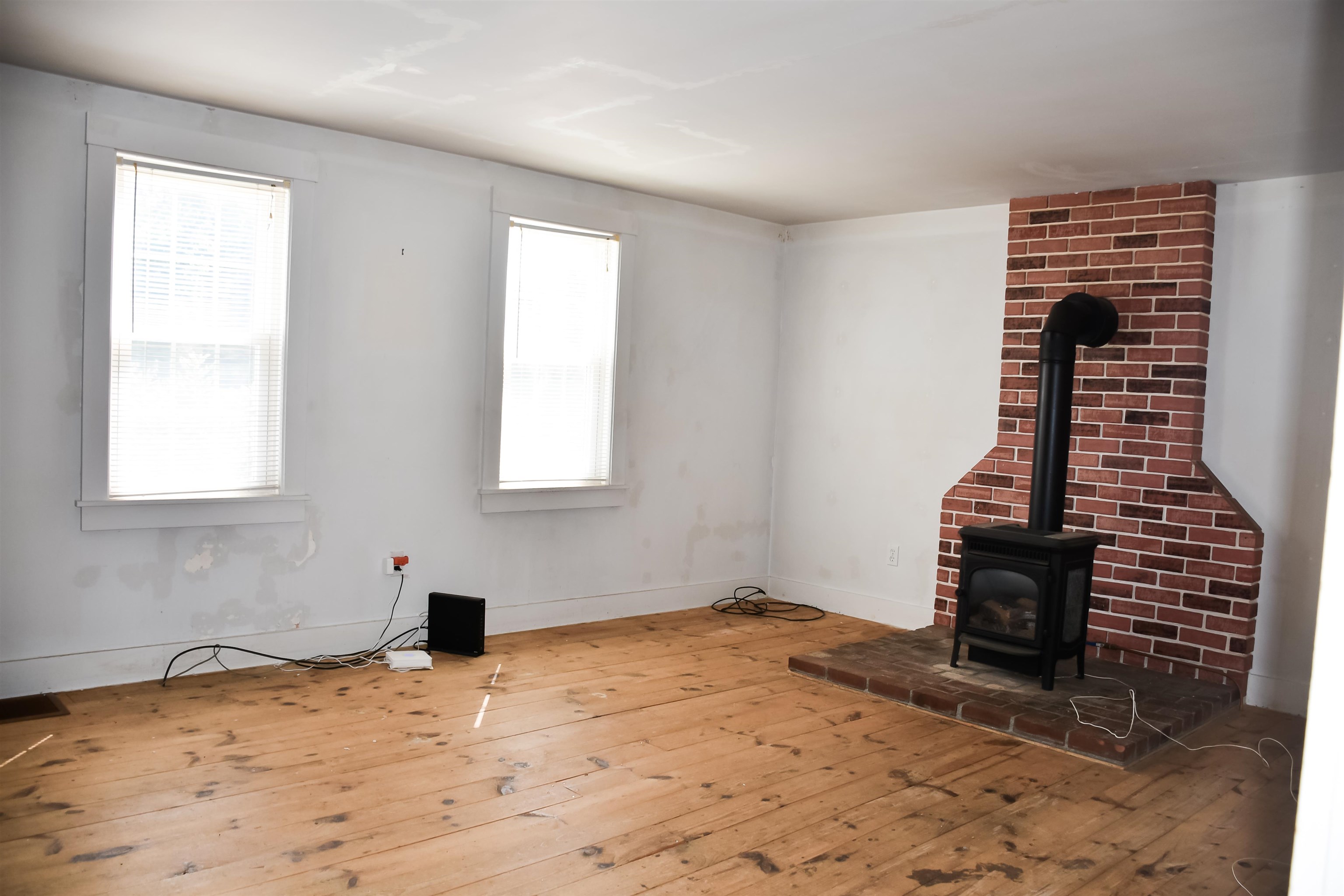 194 River Road Allenstown, NH 03275 - Photo 8 of 35 Gallery Image 8