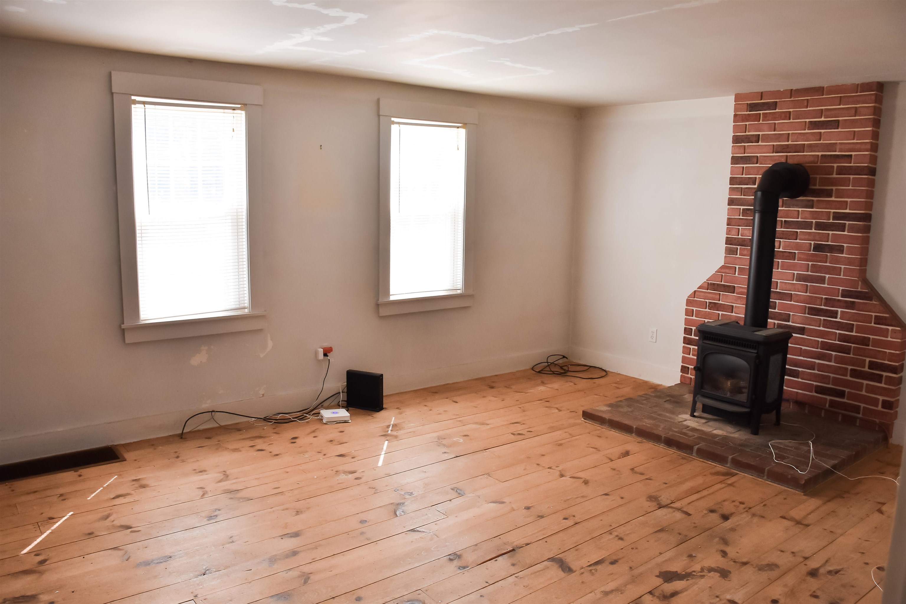 194 River Road Allenstown, NH 03275 - Photo 9 of 35 Gallery Image 9