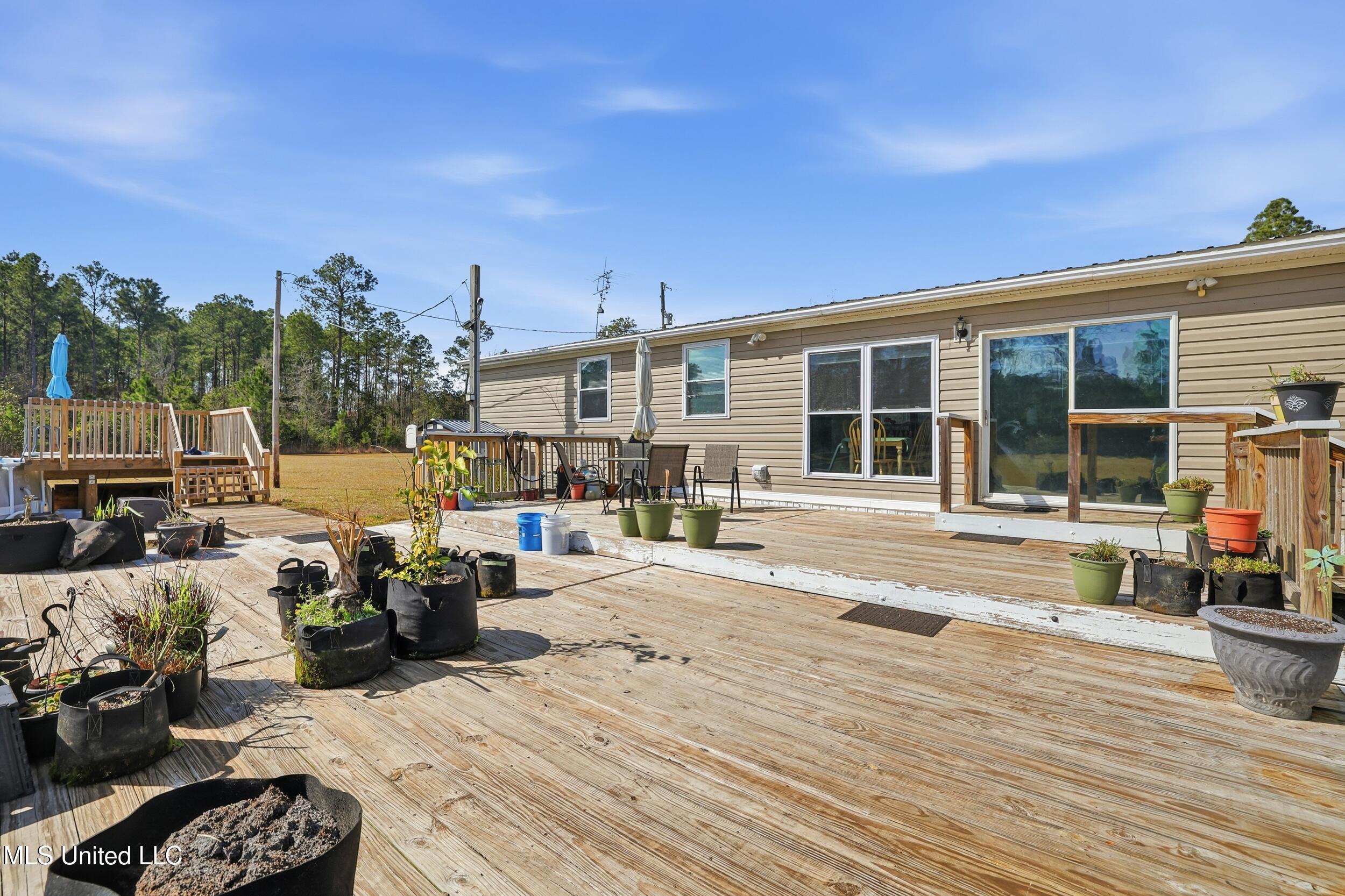 9302 Seaman Road Vancleave, MS 39565 - Photo 25 of 60 r6__9657