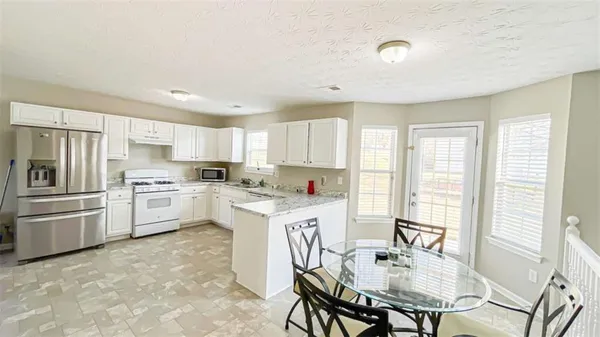 $319,999 | 80 Greenway Drive, Covington, GA 30016