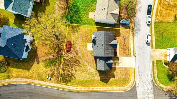 $319,999 | 80 Greenway Drive, Covington, GA 30016