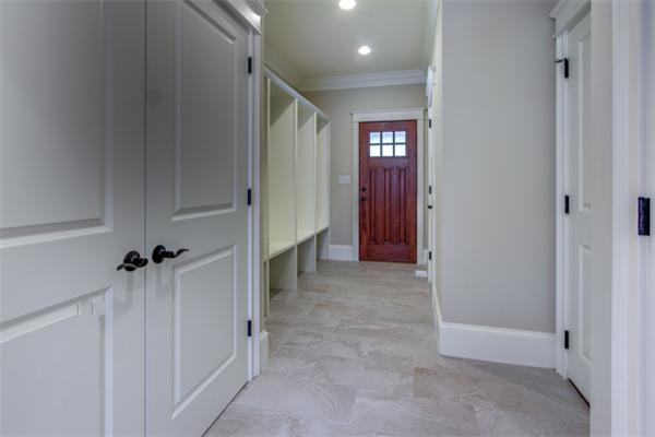 17 Douglas Road Lexington, MA 02420 - Photo 17 of 30 Gallery Image 17