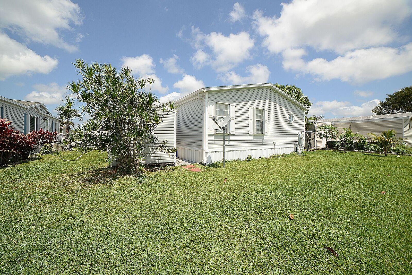 1550 Southwest 65th Terrace Boca Raton, FL 33428 - Photo 20 of 21 bacarro 23
