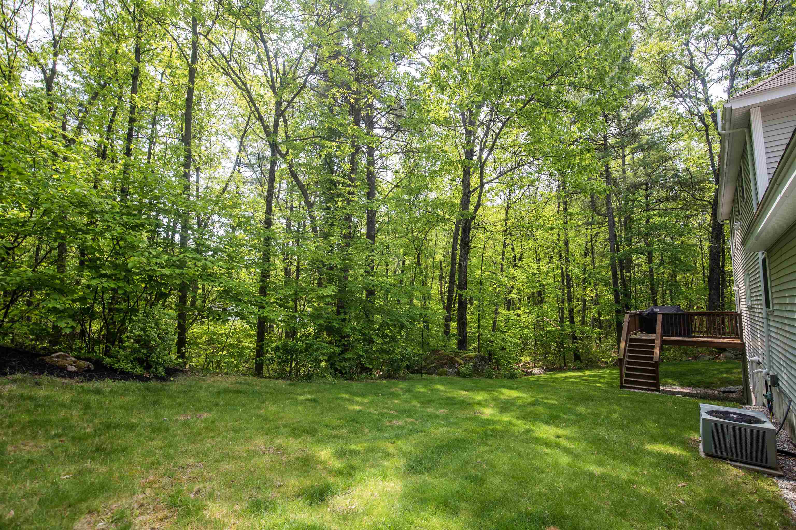 24 Wilson Road Londonderry, NH 03053 - Photo 32 of 34