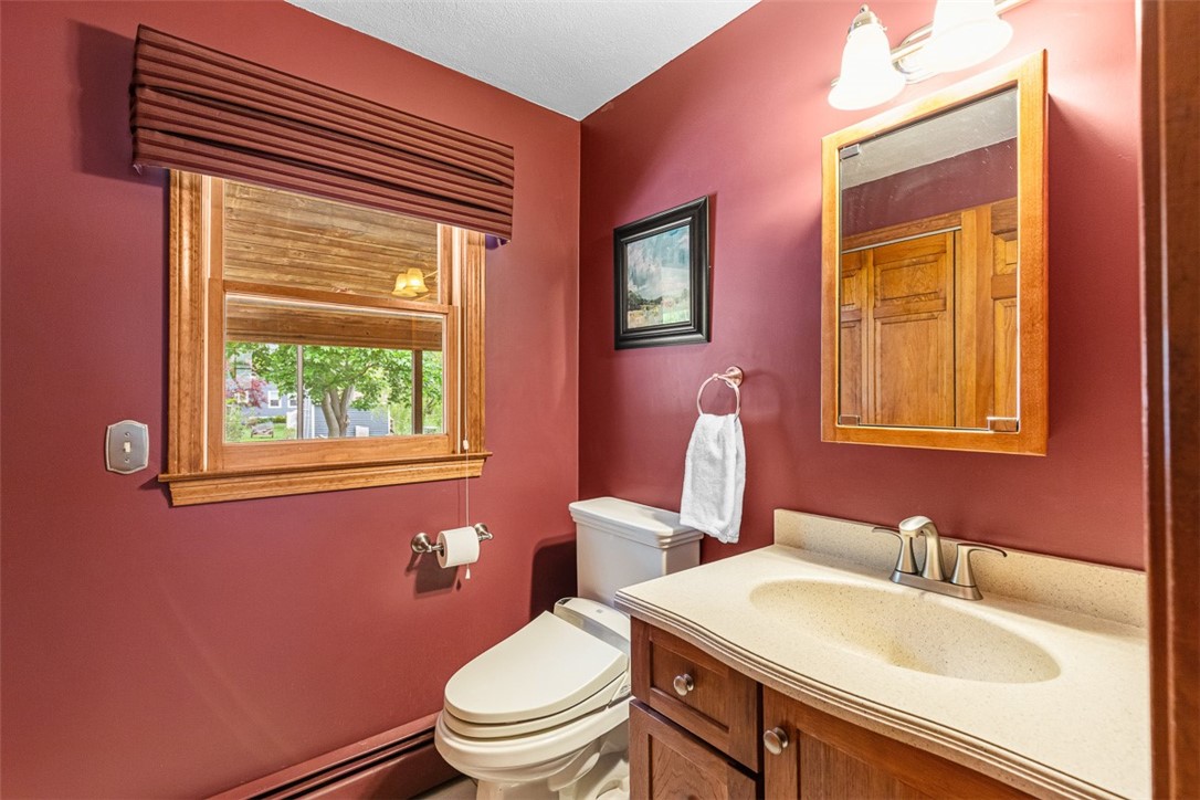 7 Pheasant Run Road North Smithfield, RI 02896 - Photo 12 of 50