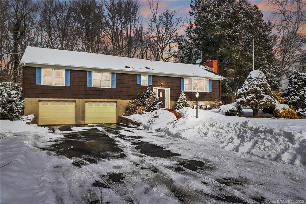 25 Rutlee Drive Trumbull, CT 06611 - Photo 1 of 1