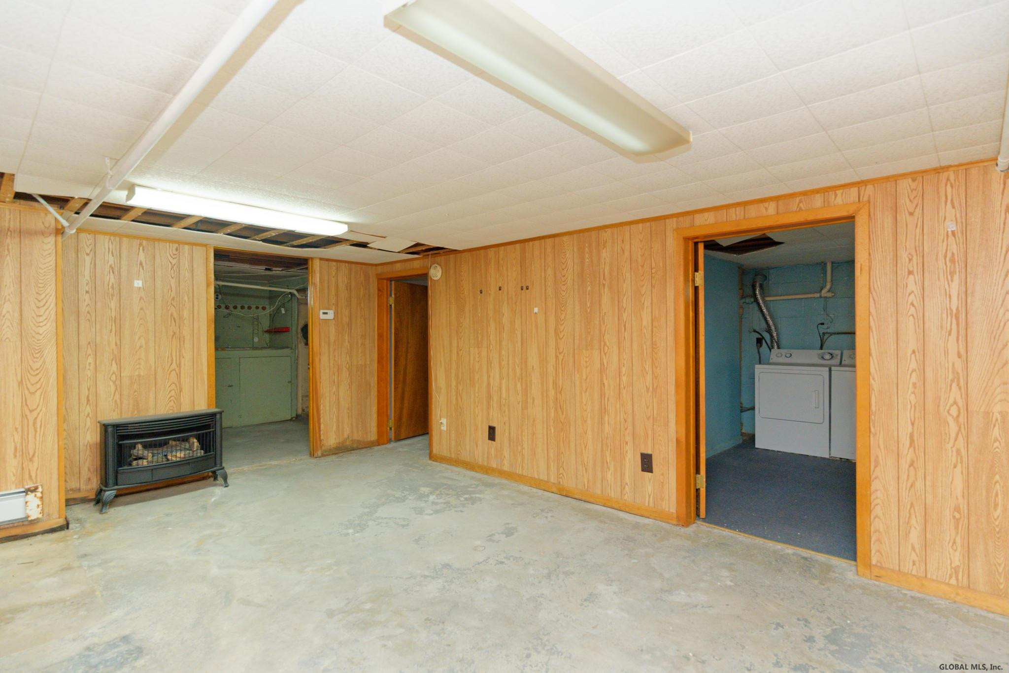 524 Kings Road Schenectady, NY 12304 - Photo 23 of 31 Photo 23