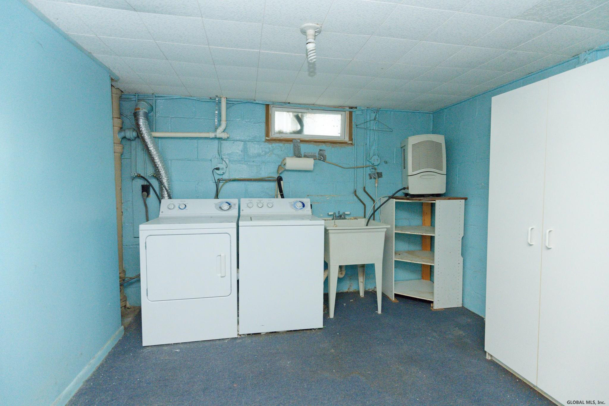 524 Kings Road Schenectady, NY 12304 - Photo 25 of 31 Photo 25