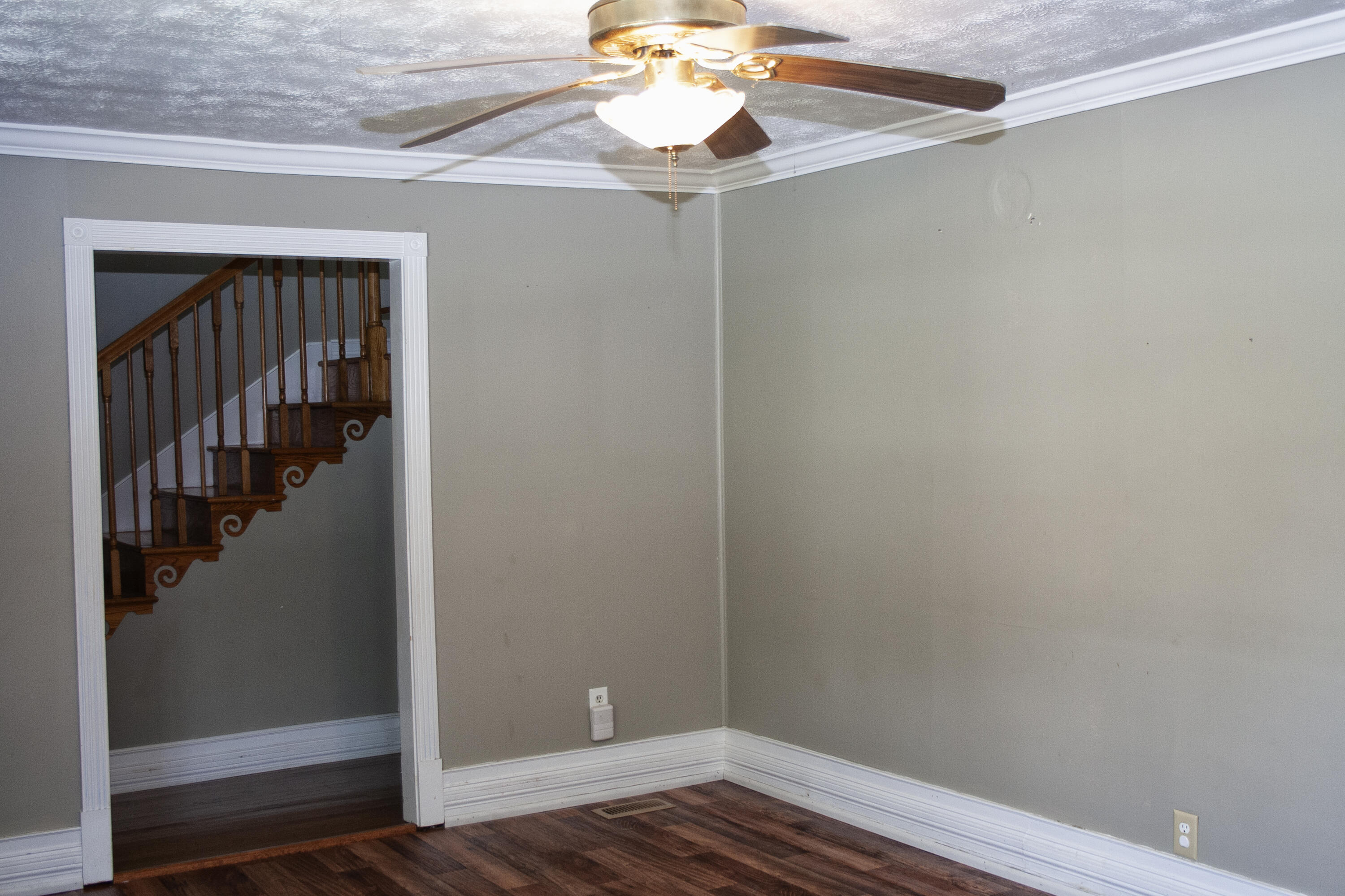 234 Evergreen Road Flat Lick, KY 40935 - Photo 13 of 33 Front Living Room