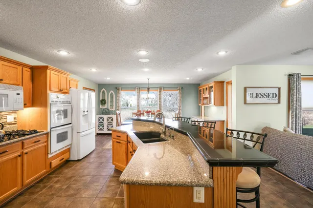 $425,000 | 10501 183rd Avenue Northwest, Elk River, MN 55330