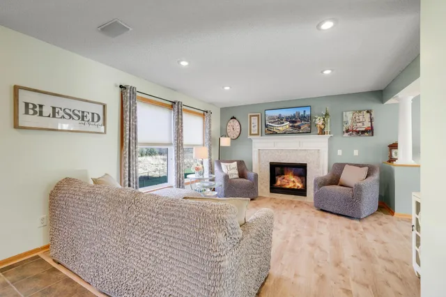 $425,000 | 10501 183rd Avenue Northwest, Elk River, MN 55330