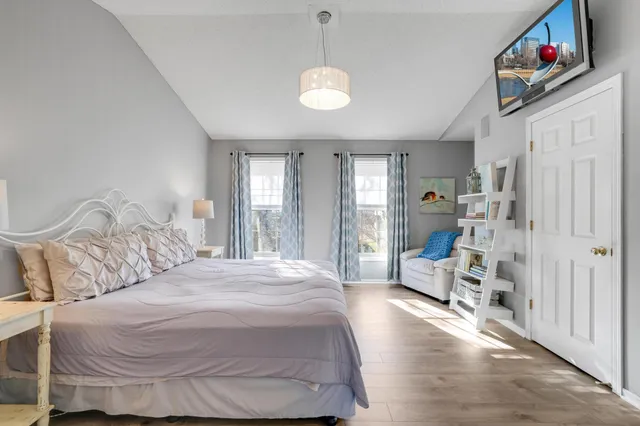 $425,000 | 10501 183rd Avenue Northwest, Elk River, MN 55330