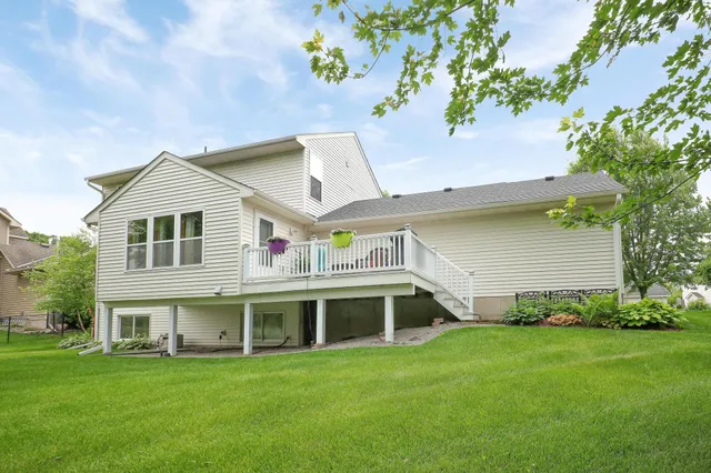 $425,000 | 10501 183rd Avenue Northwest, Elk River, MN 55330