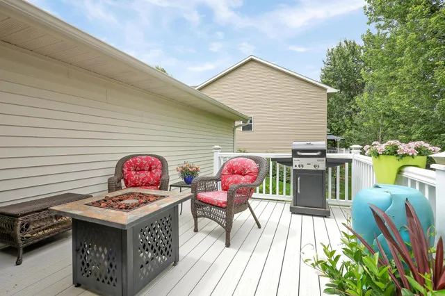 $425,000 | 10501 183rd Avenue Northwest, Elk River, MN 55330