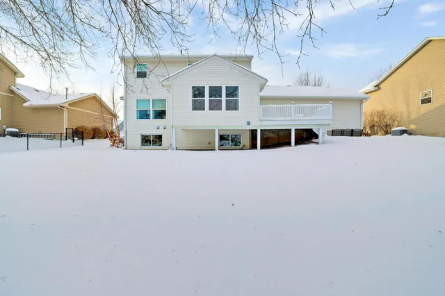 $425,000 | 10501 183rd Avenue Northwest, Elk River, MN 55330