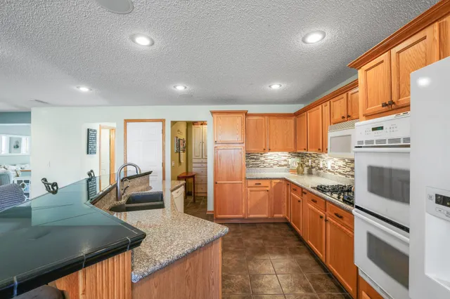 $425,000 | 10501 183rd Avenue Northwest, Elk River, MN 55330