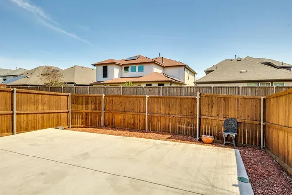 $2,400 | 613 Castleford Drive, Allen, TX 75013