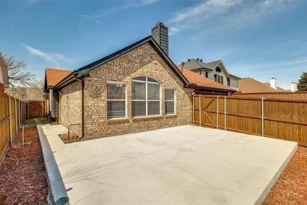 $2,400 | 613 Castleford Drive, Allen, TX 75013