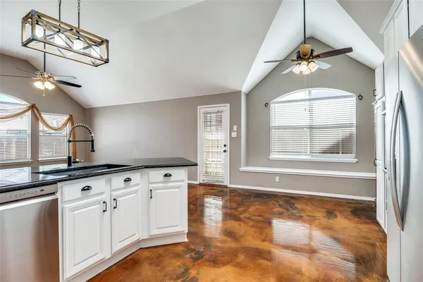 $2,400 | 613 Castleford Drive, Allen, TX 75013