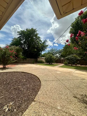 $439,900 | 6002 Norfolk Avenue, Lubbock, TX 79413