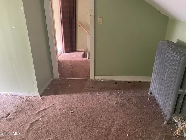 $79,900 | 76 Lawrence Street, Rensselaer, NY 12144