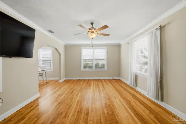 $1,825 | 1618 West Garden Street, Pensacola, FL 32502