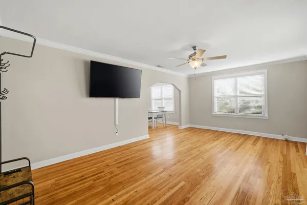 $1,825 | 1618 West Garden Street, Pensacola, FL 32502