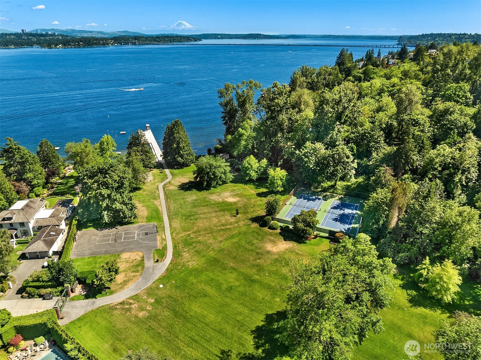 5506 Northeast Penrith Road Seattle, WA 98105 - Photo 40 of 40