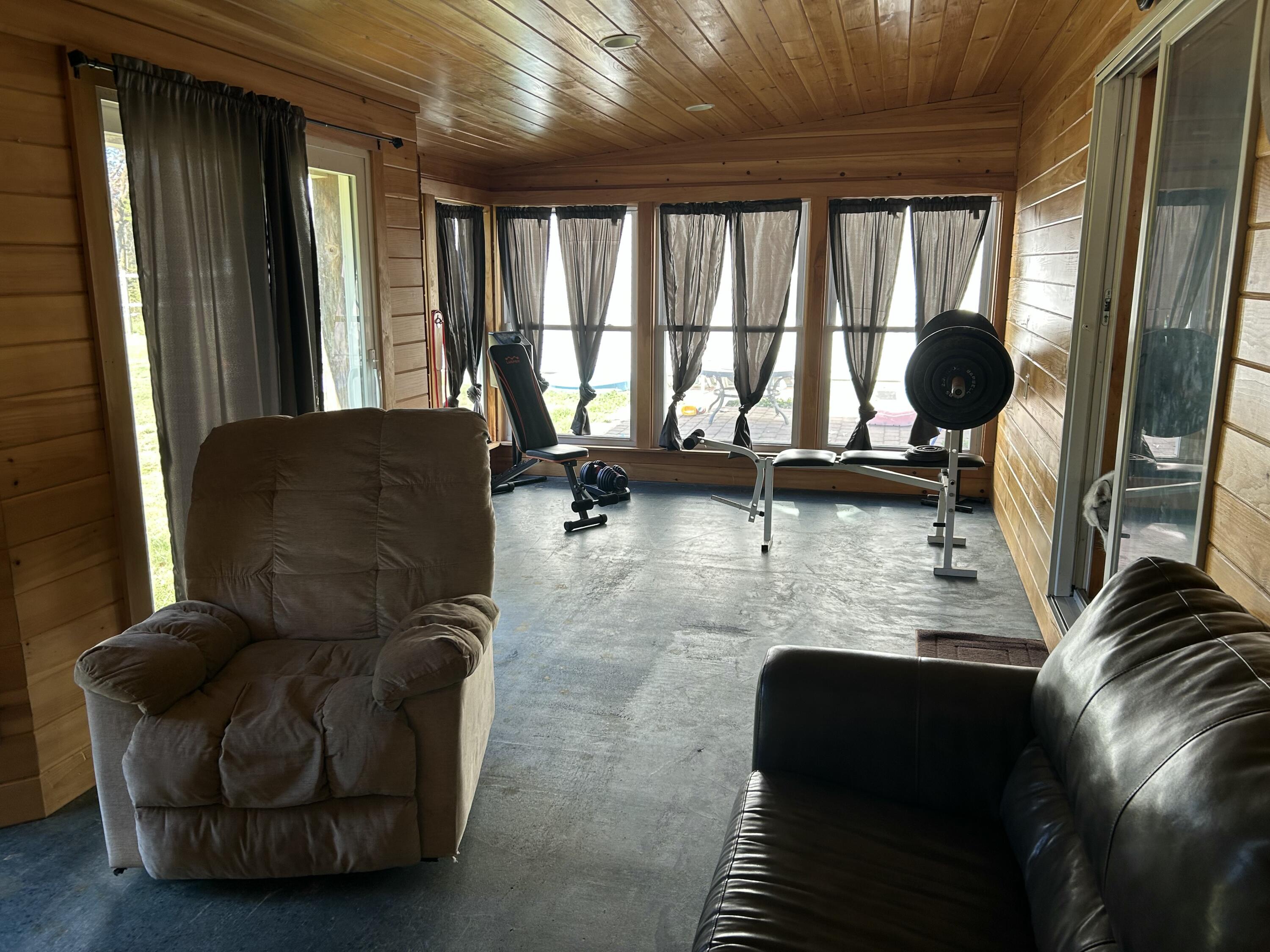 26 Clark Street Thomaston, ME 04861 - Photo 13 of 57 IMG_4501