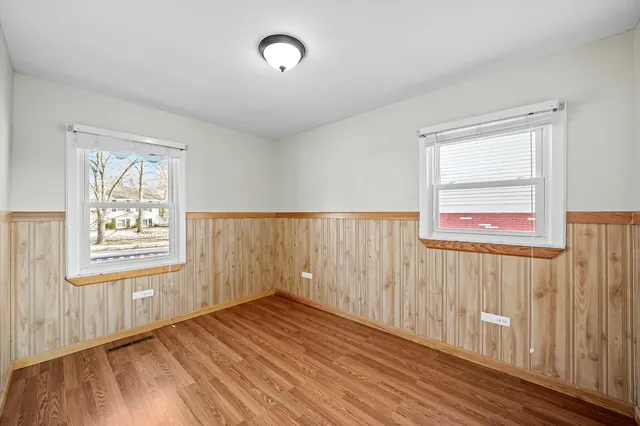 $323,900 | 228 Kosan Circle, Streamwood, IL 60107