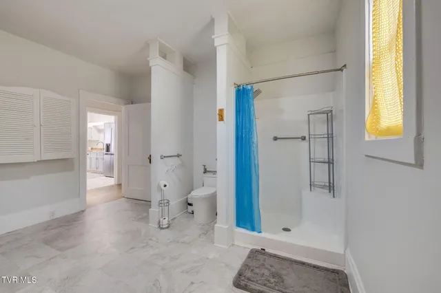 $1,595 | 818 5th Street, Bristol, TN 37620