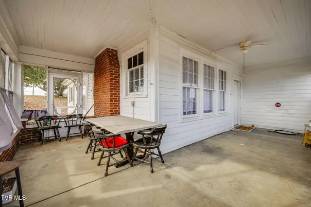 $1,595 | 818 5th Street, Bristol, TN 37620