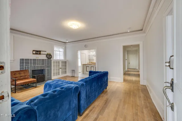 $1,595 | 818 5th Street, Bristol, TN 37620