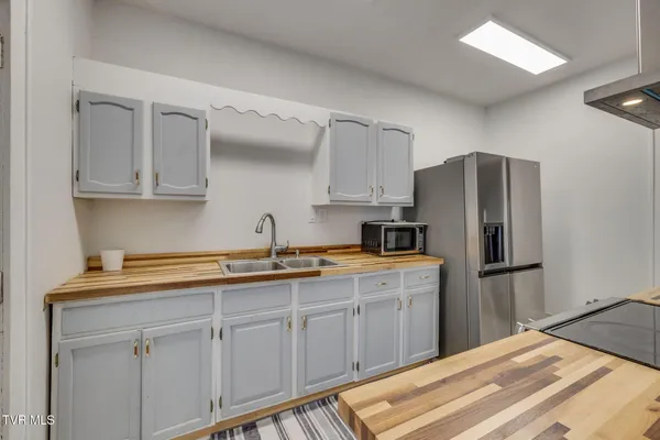 $1,525 | 818 5th Street, Bristol, TN 37620