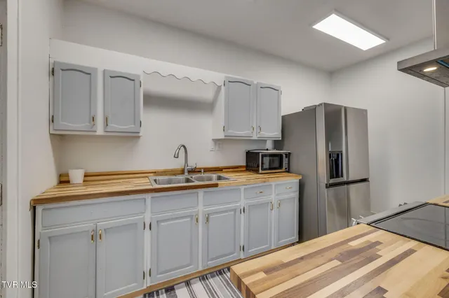 $1,595 | 818 5th Street, Bristol, TN 37620