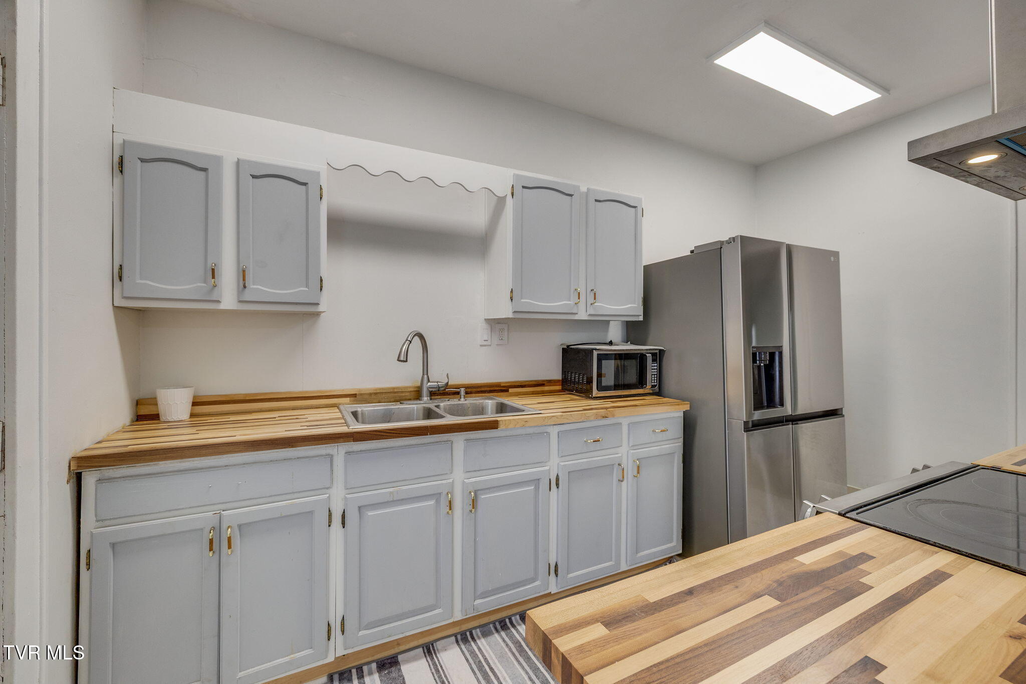 818 5th Street Bristol, TN 37620 - Photo 10 of 22 010