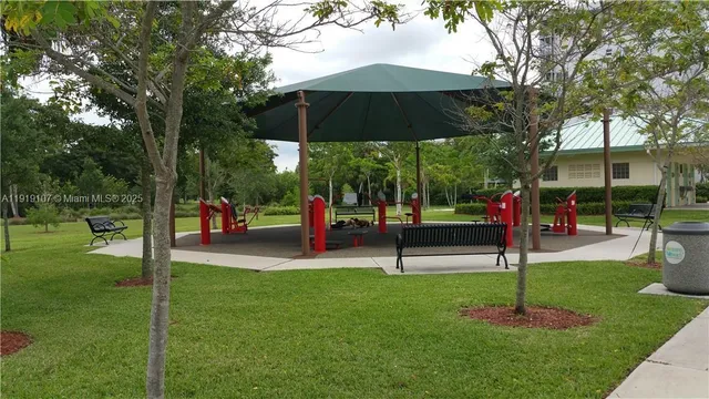 $1,895 | 2950 North Palm Aire Drive, Unit 105, Pompano Beach, FL 33069