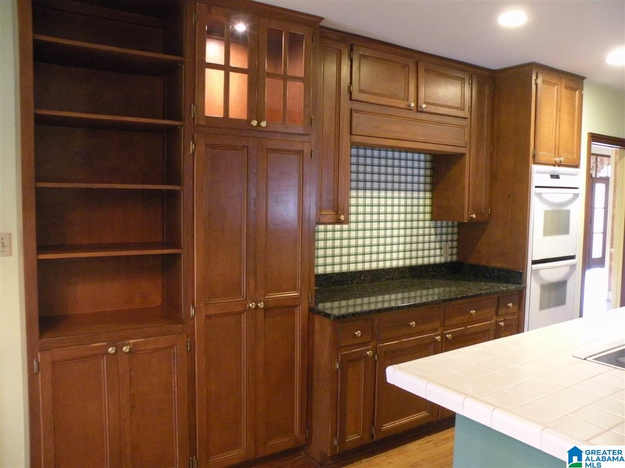 2423 Overhill Road Sylacauga, AL 35150 - Photo 16 of 38