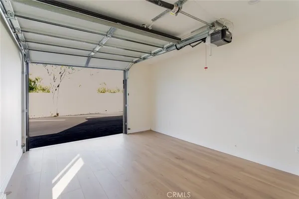 $2,200 | 10421 Pinyon Avenue, Tujunga, CA 91042