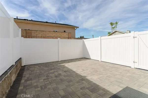 $2,200 | 10421 Pinyon Avenue, Tujunga, CA 91042