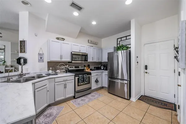 $370,000 | 11103 Silver Fern Way, Riverview, FL 33569