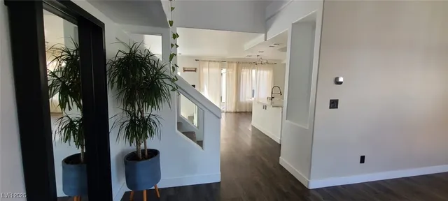 $2,450 | 8709 Autumn Wreath Avenue, Las Vegas, NV 89129